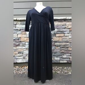 Nemidor black knit maxi dress NWT size 20 very stretchy, great traveler